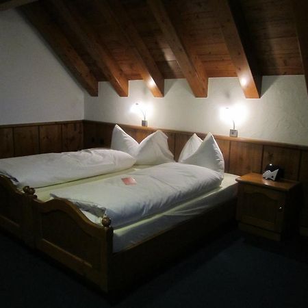 Hotel Zum Kreuz Аарау Екстер'єр фото