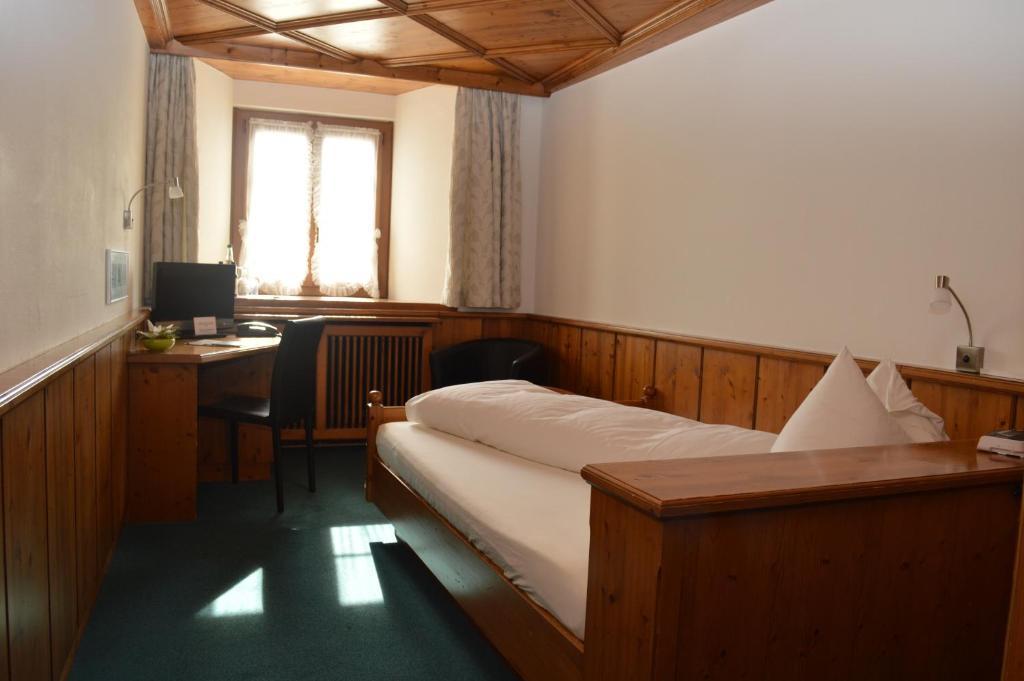Hotel Zum Kreuz Аарау Номер фото